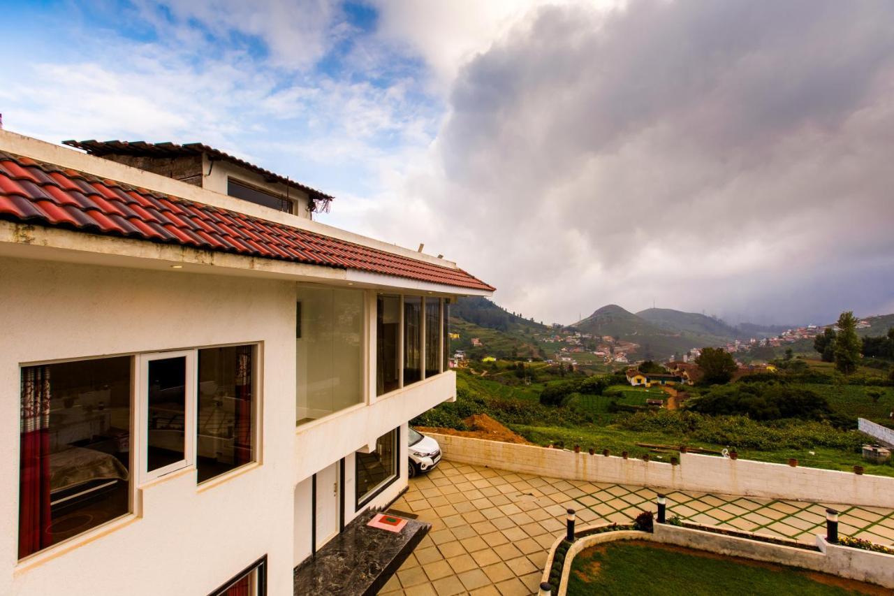 Hôtel Atrium Grande à Ooty Extérieur photo